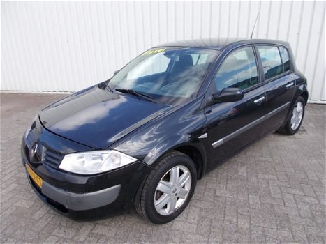 Renault Mégane - 1.5 DCI PRIVILÈGE COMFORT - 1