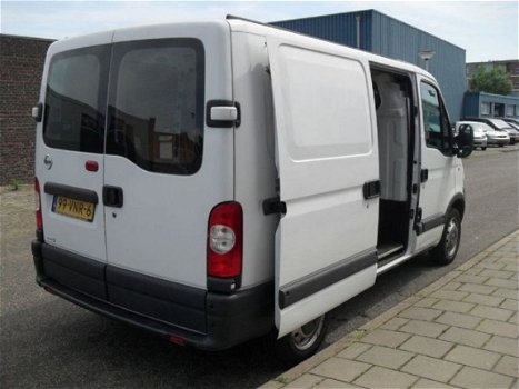 Nissan Interstar - 100.28 2.5 dCi 308L DC - 1