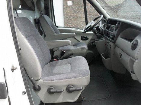 Nissan Interstar - 100.28 2.5 dCi 308L DC - 1