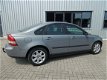 Volvo S40 - 2.4 Kinetic Airco Clima Cruise Control Nieuwstaat - 1 - Thumbnail