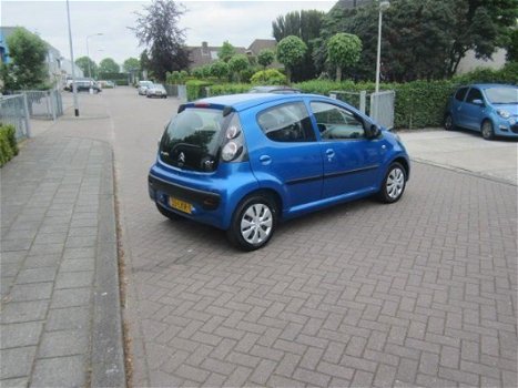 Citroën C1 - 1.0-12V Ambiance automaat navigatie 62096 km - 1