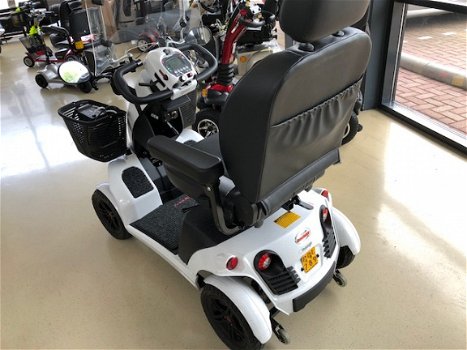 Scootmobielen en auto's v/a € 550 te koop in Maasdijk - 2