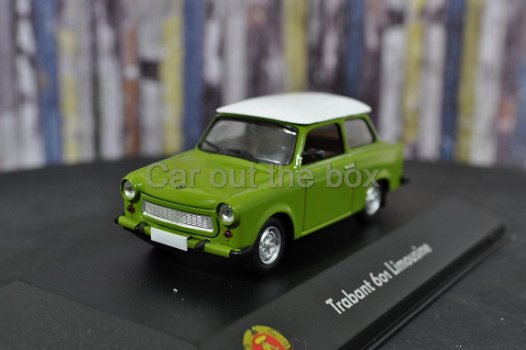 Trabant 601 Limousine groen wit 1:43 Atlas - 2