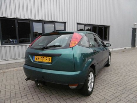 Ford Focus - 1.6-16V Trend Airco Apk t/m 11-07-2019 - 1