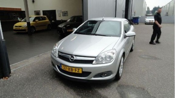 Opel Astra - 1.6 cosmo - 1