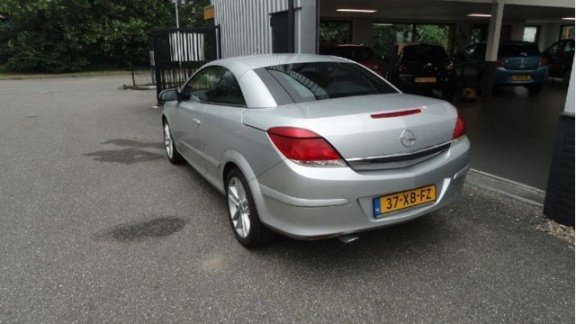 Opel Astra - 1.6 cosmo - 1