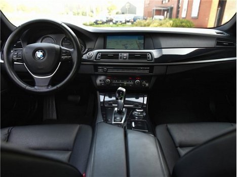 BMW 5-serie - 520d 184pk High Exe Leder Navi-Prof Bi-Xenon Dealeronderhouden - 1