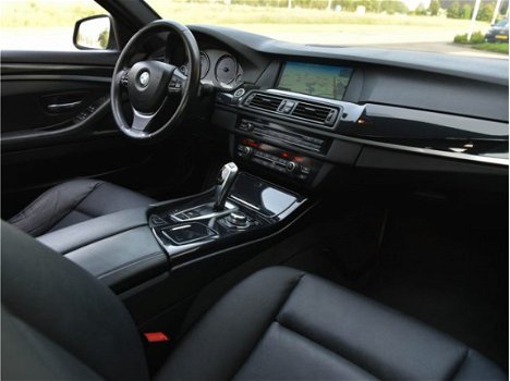 BMW 5-serie - 520d 184pk High Exe Leder Navi-Prof Bi-Xenon Dealeronderhouden - 1