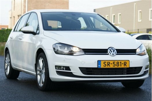 Volkswagen Golf - 2.0 TDI Connected Series - 1