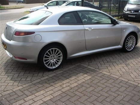 Alfa Romeo GT - 2.0 JTS Distinctive NW-STAAT 145330 KM NAP-PAS - 1