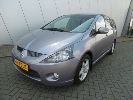 Mitsubishi Grandis - 2.4-16V Intense 6p. Airco Clima Automaat - 1