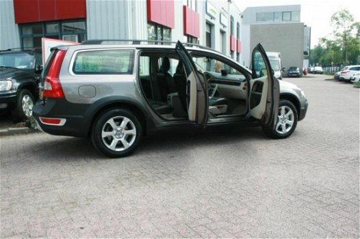 Volvo XC70 - 3.2 Summum - 1