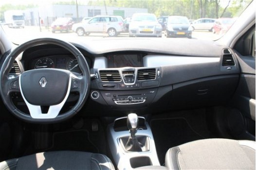 Renault Laguna - 2.0 DCI DYNAMIQUE Euro 4 airco, climate control, navigatie, elektrische ramen, crui - 1