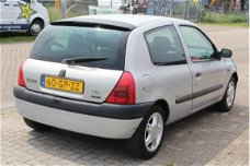 Renault Clio - 1.2-16V Authentique Peter Mulder JR Emmer-Compascuum