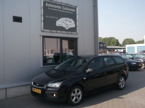 Ford Focus Wagon - 1.6 TDCI FUTURA airco cruise lmv apk 1-2021 - 1