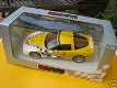 1:18 UT Chevrolet Corvette 2000 Pace Car Rolex geel - 0 - Thumbnail