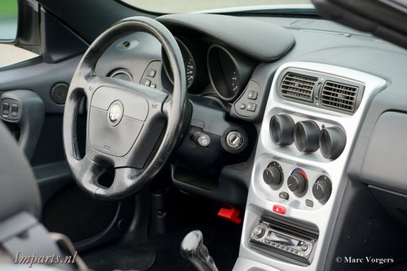 Mooie Alfa Romeo Spider (916) uit 1995 van eerste eigenaar - Afbeelding 5