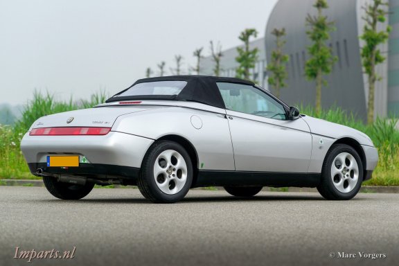 Mooie Alfa Romeo Spider (916) uit 1995 van eerste eigenaar - Afbeelding 6