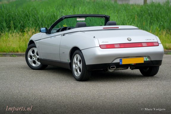 Mooie Alfa Romeo Spider (916) uit 1995 van eerste eigenaar - Afbeelding 8