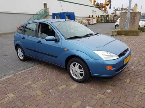 Ford Focus - 1.6-16V Collection - 1