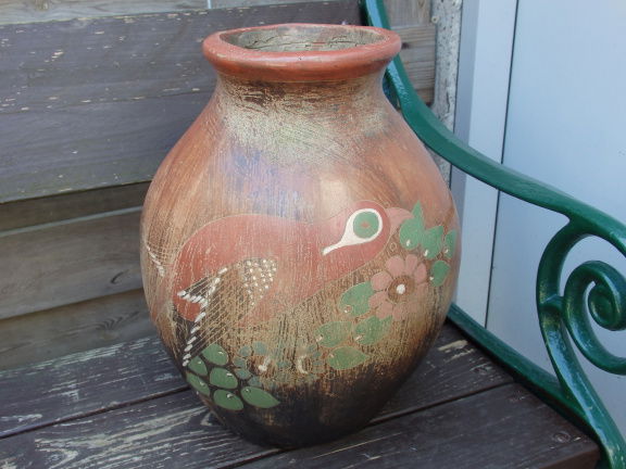 Oude beschilderde ovale aardewerk vaas. - nr. 1