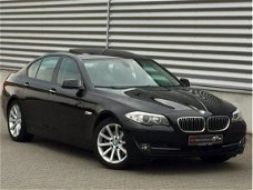 BMW 5-serie - 520d High EXE SCH.DAK/LEER/NAVI/TRKHAAK