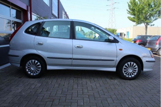 Nissan Almera Tino - 2.0 CVT Ambience automaat airco elektr. ramen - 1