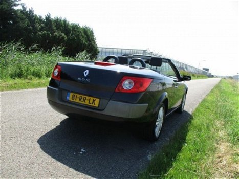 Renault Mégane coupé cabriolet - Mégane 2.0-16V Privilège Luxe - 1