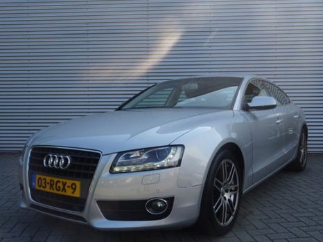 Audi A5 - 2.0 TDI AUT. PRO LINE / NAVI / XENON / CRUISE / PDC V+A - 1