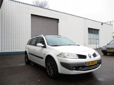 Renault Mégane Grand Tour - 2.0-16V Business L