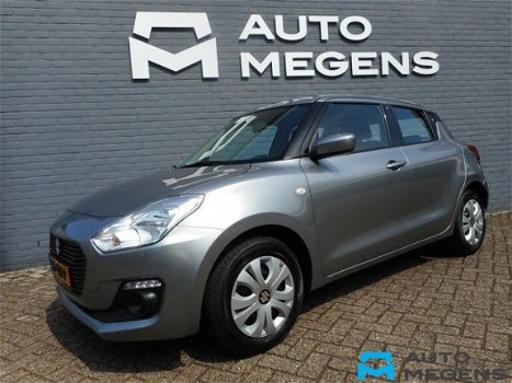 Suzuki Swift - 1.2 Premium - 1