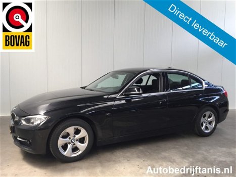 BMW 3-serie - 320I SPORT-LINE 170PK XENON-LEDER-NAVI-PDC-LMV-ECC-SPORT.INT. End Of Year Sale - 1