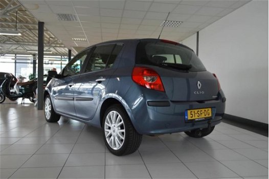 Renault Clio - 1.6-16V Dynamique Luxe - 1