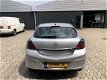 Opel Astra GTC - 1.6 Sport, NIEUWE APK, AIRCO, CRUISE - 1 - Thumbnail