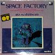 LP - Space Factory - Aux Synthétiseurs - Synthesizer - 1 - Thumbnail