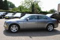 Chrysler 300C - 3.0 V6 CRD PERFECTE STAAT . N.A.P - 1 - Thumbnail