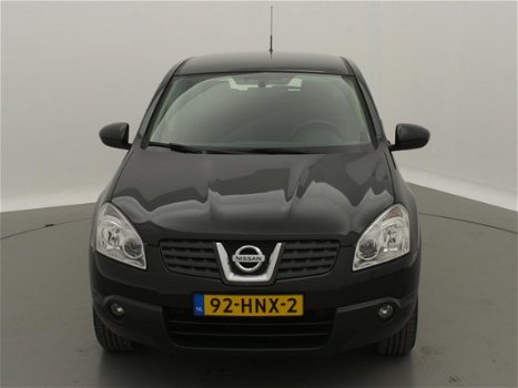 Nissan Qashqai - 1.6 Visia / airco / cruise / pdc / lmv / zwart-met allic - 1