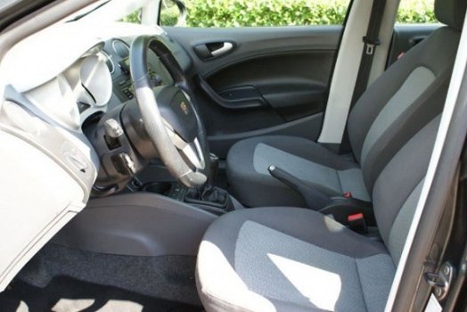 Seat Ibiza ST - 1.2 TDI Style Ecomotive Airco Cruise control Winterset Nieuwe Koppeling - 1