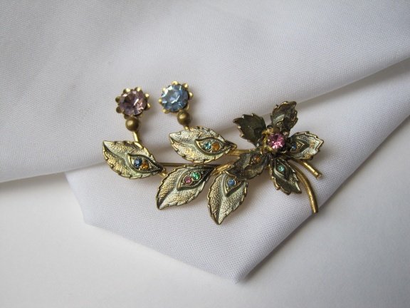 Broche goudkleurig blad bloemmodel gekleurde Oostenrijks kri - Afbeelding 2
