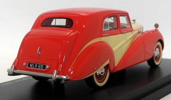 1:43 Bos-Models Bentley MK VI Harold Radford Countryman Saloon 1951 - 2