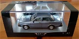 1:43 NEO 44500 Datsun Bluebird U910 metallic-lichtblauw 1979 - 1 - Thumbnail