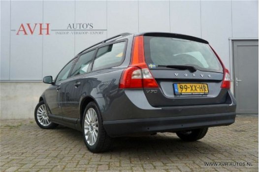 Volvo V70 - 2.4d kinetic 120kW - 1