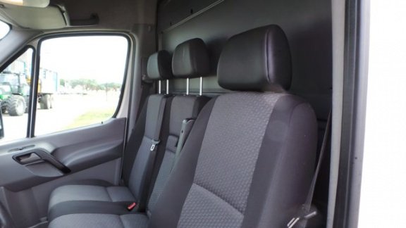 Volkswagen Crafter - 46 2.0 TDI L2H2 Dag en nachtkoeling d-riem vv 377dkm - 1