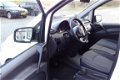 Mercedes-Benz Vito - 110 CDI 320 Functional Lang DC Comfort Plus - 1 - Thumbnail