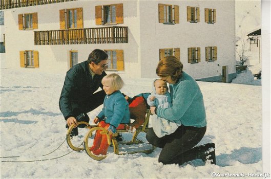 Beatrix en Claus met de kinderen Lech 1970 - 1