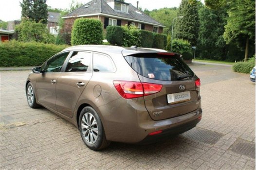 Kia Cee'd - 1.6 GDI DynamicLine SW - 1