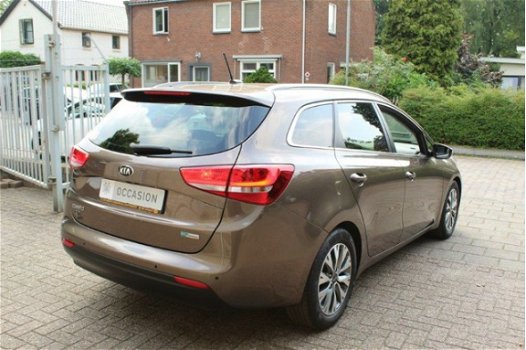 Kia Cee'd - 1.6 GDI DynamicLine SW - 1