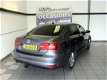 Volkswagen Jetta - 1.6 TDI HIGHLINE LEDER NAVI ALU ELEKT PAKET - 1 - Thumbnail