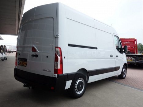 Renault Master - T35 2.3 DCI 125PK L2H2 Airco/Navi/Trekhaak - 1