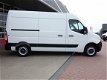 Renault Master - T35 2.3 DCI 125PK L2H2 Airco/Navi/Trekhaak - 1 - Thumbnail